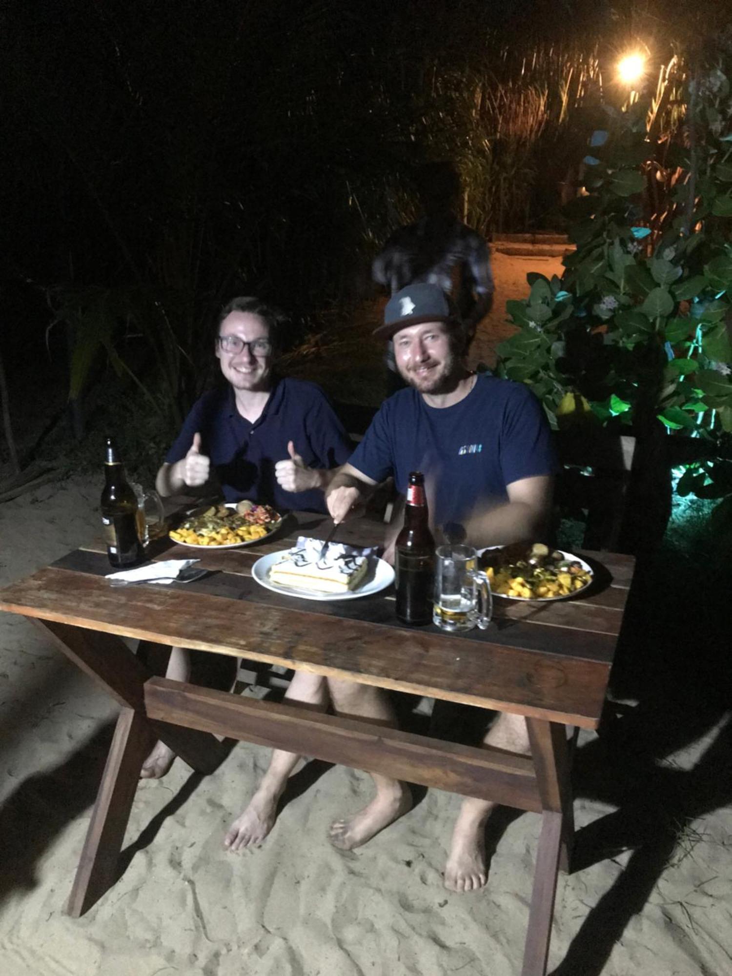 Waves Ranna Cabana And Seafood Экстерьер фото